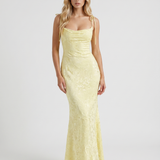 Vestido largo ceñido de satén texturizado con cuello drapeado Aria - Amarillo limón