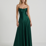 Vestido largo de satén con cuello drapeado Eloise - Verde esmeralda