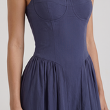 Vestido midi fruncido con escote corazón Francesca - Azul marino