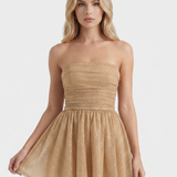 Vestido corto de lentejuelas con brillos palabra de honor Katrina - Dorado